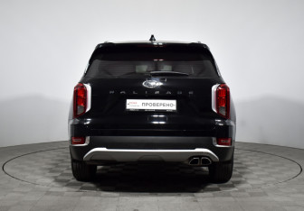 Подержанный автомобиль Hyundai Palisade 2019 года (6 фото)