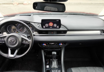 Подержанный автомобиль Mazda 6 Sedan 2019 года (16 фото)