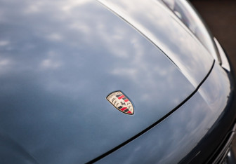 Подержанный автомобиль Porsche Cayenne 2019 года (9 фото)