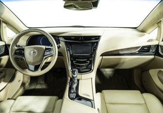 Подержанный автомобиль Cadillac ELR Fastback 2014 года (13 фото)