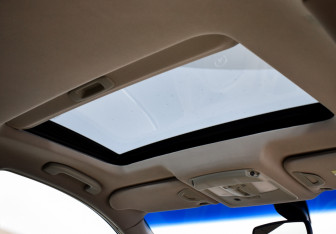 Подержанный автомобиль Infiniti QX50 2015 года (13 фото)