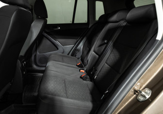 Подержанный автомобиль Volkswagen Tiguan 2014 года (10 фото)