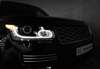 Подержанный автомобиль Land Rover Range Rover 2013 года (34 фото)