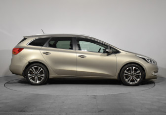 Подержанный автомобиль Kia Ceed Wagon 2014 года (4 фото)