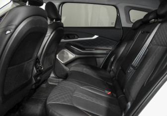 Подержанный автомобиль Exeed TXL 2022 года (11 фото)