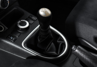 Подержанный автомобиль Nissan X-Trail 2013 года (11 фото)
