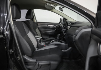 Подержанный автомобиль Nissan Qashqai 2021 года (19 фото)