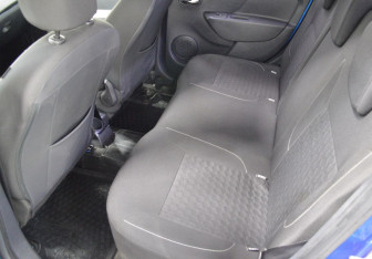 Подержанный автомобиль Renault Logan Sedan 2018 года (11 фото)