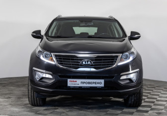 Подержанный автомобиль Kia Sportage 2013 года (2 фото)