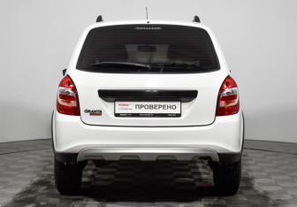 Подержанный автомобиль LADA (ВАЗ) Granta Wagon 2023 года (6 фото)