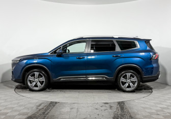 Подержанный автомобиль Geely Okavango 2024 года (8 фото)
