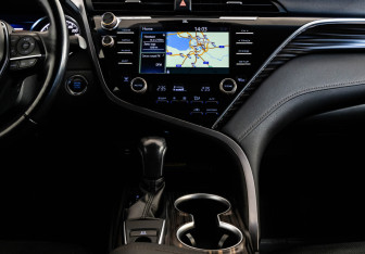 Подержанный автомобиль Toyota Camry Sedan 2018 года (15 фото)