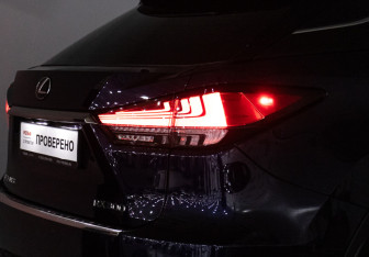 Подержанный автомобиль Lexus RX 2021 года (27 фото)