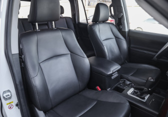 Подержанный автомобиль Toyota Land Cruiser Prado 2017 года (29 фото)