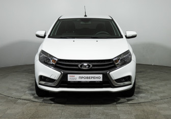 Подержанный автомобиль LADA (ВАЗ) Vesta Sedan 2020 года (2 фото)