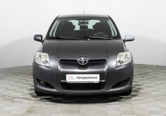 Подержанный автомобиль Toyota Auris Hatchback 2008 года (2 фото)