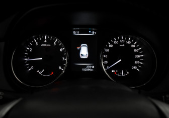 Подержанный автомобиль Nissan Qashqai 2017 года (17 фото)