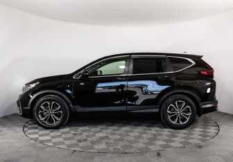 Подержанный автомобиль Honda CR-V 2020 года (10 фото)
