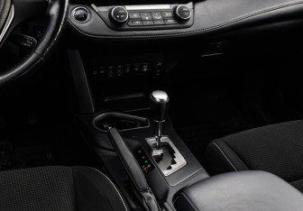 Подержанный автомобиль Nissan Qashqai 2020 года (14 фото)