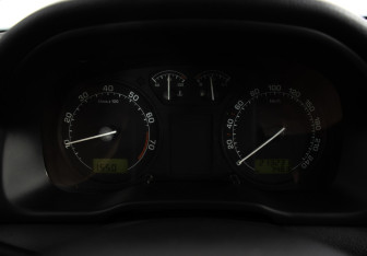 Подержанный автомобиль Skoda Octavia Liftback 2008 года (11 фото)