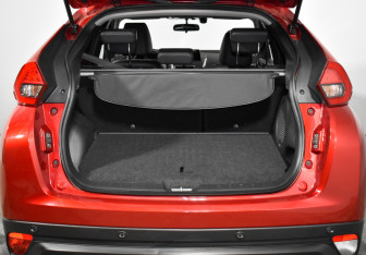 Подержанный автомобиль Mitsubishi Eclipse Cross 2019 года (21 фото)