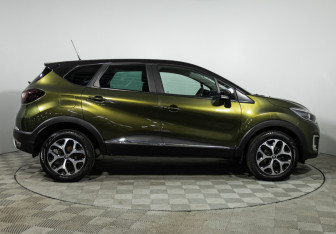 Подержанный автомобиль Renault Kaptur 2017 года (4 фото)
