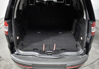 Подержанный автомобиль Ford Galaxy 2013 года (21 фото)