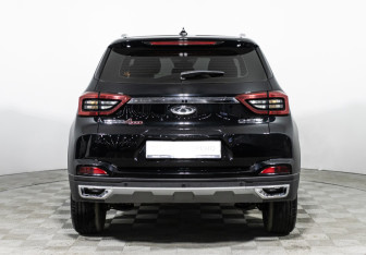 Подержанный автомобиль Chery Tiggo 4 Pro 2024 года (6 фото)