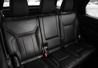 Подержанный автомобиль Land Rover Discovery 2020 года (32 фото)