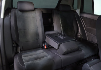 Подержанный автомобиль Volkswagen Tiguan 2016 года (23 фото)