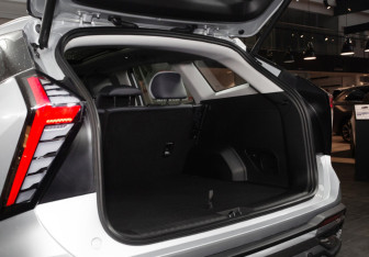 Новый Geely Atlas 2026 (13 фото)