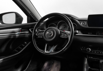 Подержанный автомобиль Mazda 6 Sedan 2021 года (18 фото)