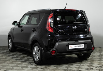 Подержанный автомобиль Kia Soul 2016 года (7 фото)