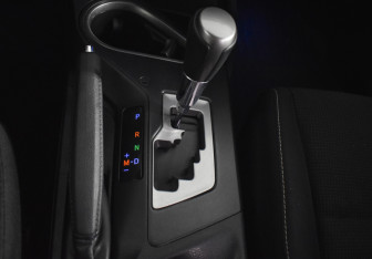 Подержанный автомобиль Toyota RAV4 2017 года (15 фото)