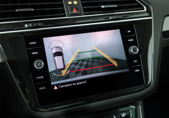 Подержанный автомобиль Volkswagen Tiguan 2020 года (16 фото)