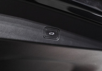 Подержанный автомобиль Zeekr 009 2023 года (30 фото)