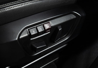 Подержанный автомобиль BMW X3 2014 года (21 фото)