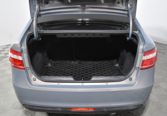 Подержанный автомобиль LADA (ВАЗ) Vesta Sedan 2016 года (19 фото)