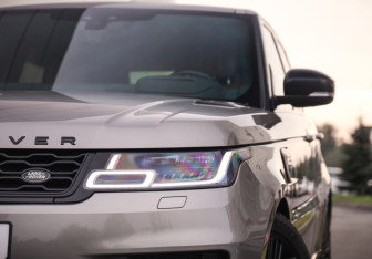Подержанный автомобиль Land Rover Range Rover Sport 2021 года (2 фото)