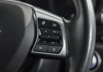 Подержанный автомобиль Hyundai Sonata 2018 года (12 фото)