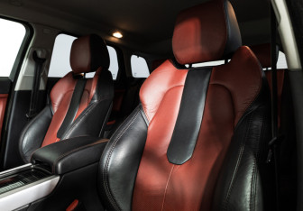Подержанный автомобиль Land Rover Range Rover Evoque 2012 года (15 фото)