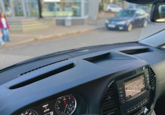 Подержанный автомобиль Mercedes-Benz Vito 2021 года (12 фото)