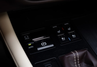 Подержанный автомобиль Lexus RX 2019 года (19 фото)