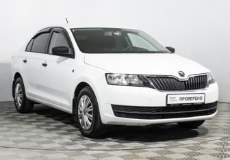 Подержанный автомобиль Skoda Rapid Liftback 2015 года (3 фото)