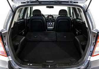 Подержанный автомобиль Opel Antara 2014 года (24 фото)