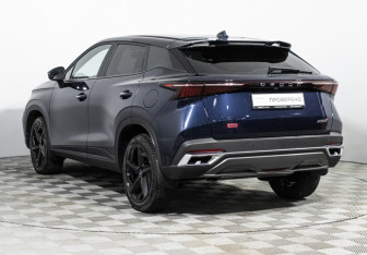 Подержанный автомобиль Omoda C5 2023 года (7 фото)