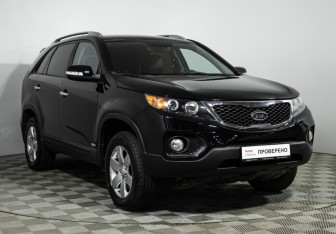 Подержанный автомобиль Kia Sorento 2012 года (3 фото)