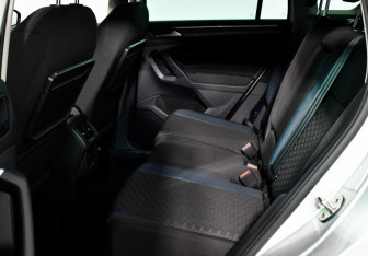 Подержанный автомобиль Volkswagen Tiguan 2019 года (11 фото)