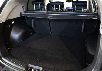 Подержанный автомобиль Kia Sportage 2011 года (23 фото)