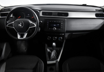 Подержанный автомобиль Renault Arkana 2020 года (14 фото)